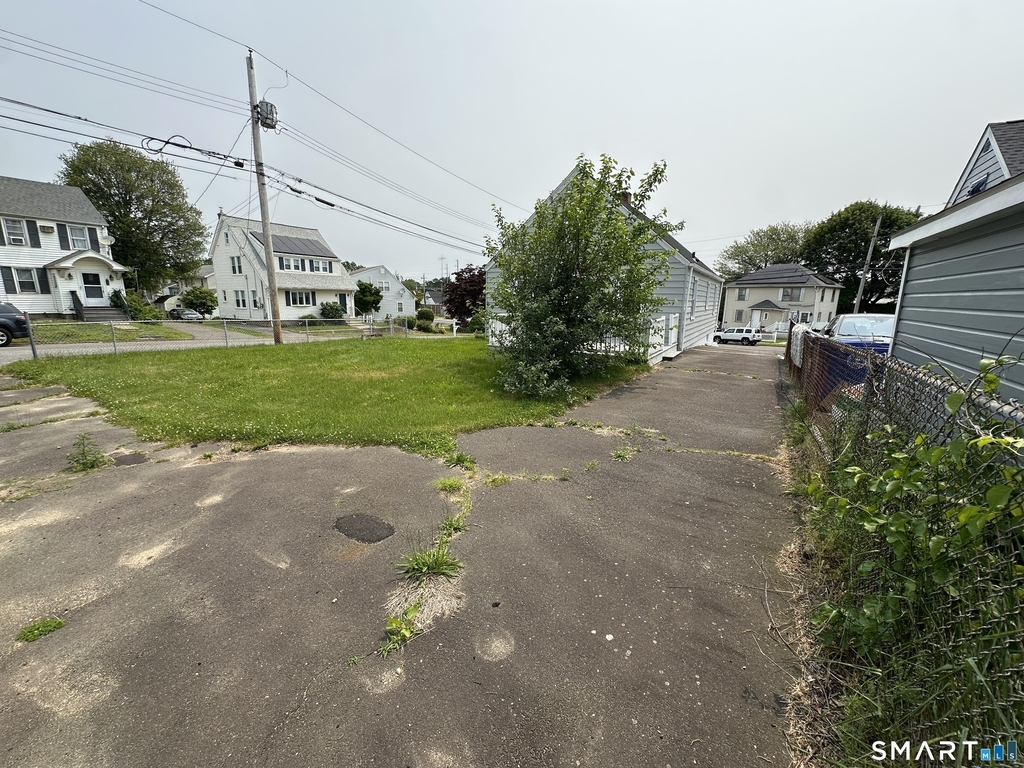 11 Colony Street - Photo 4