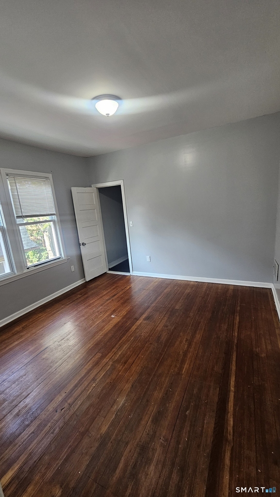 142-144 Adams Street - Photo 11