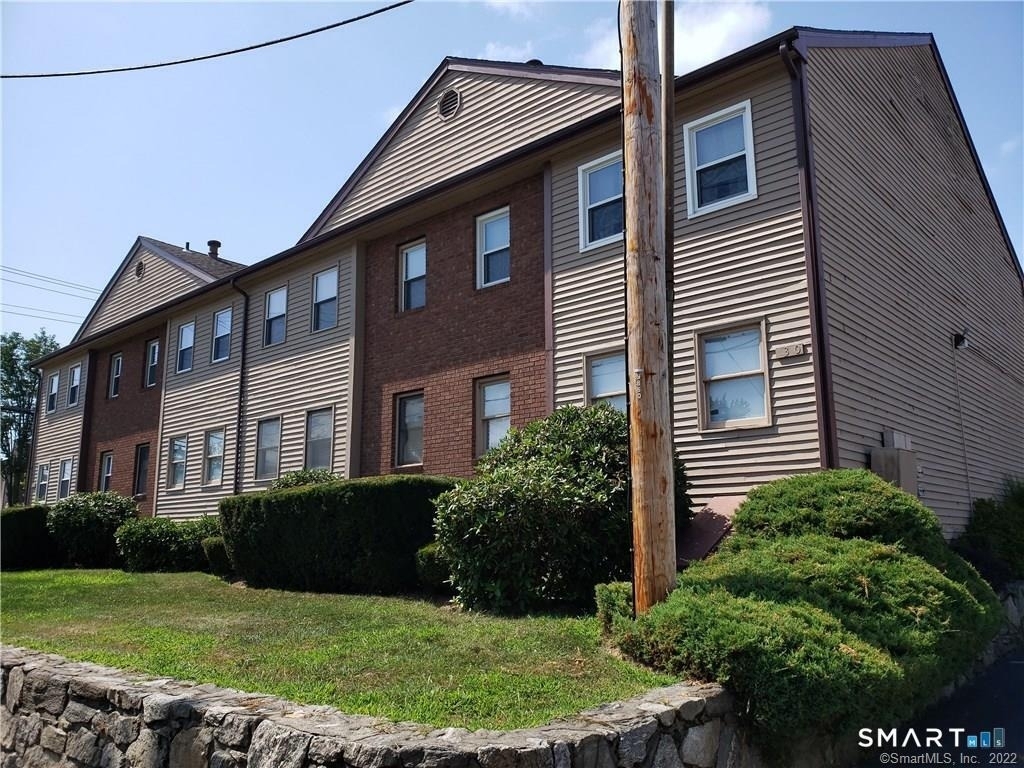 1300 Capitol Avenue - Photo 2