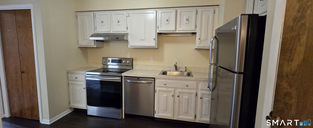 1300 Capitol Avenue - Photo 7