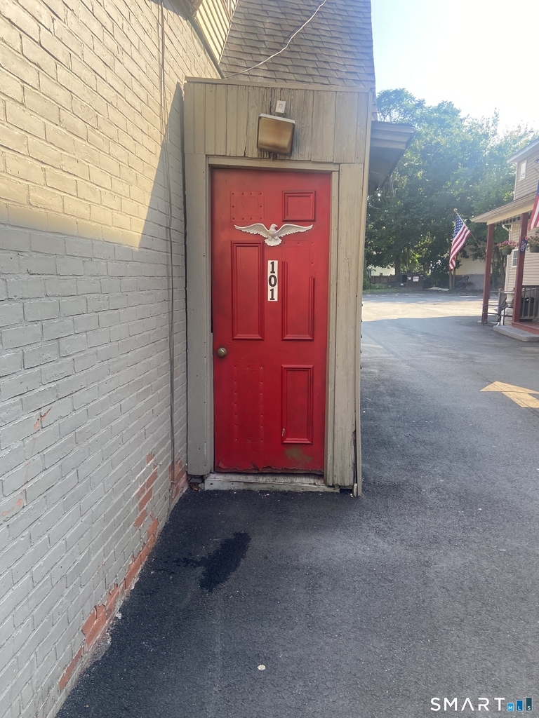 101 Poquonock Avenue - Photo 4