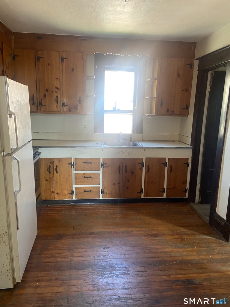 101 Poquonock Avenue - Photo 8