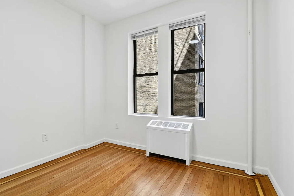 920 Riverside Drive - Photo 7