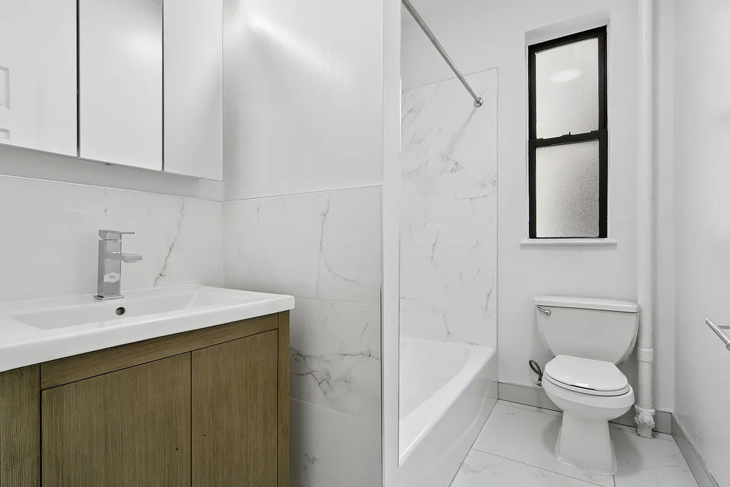 920 Riverside Drive - Photo 5
