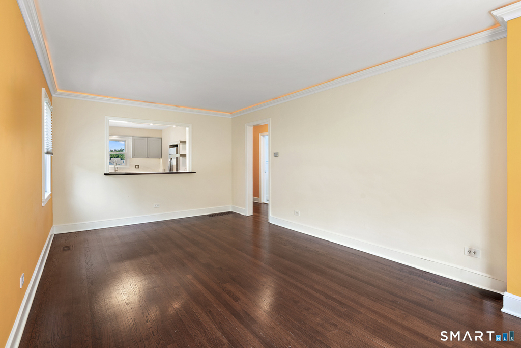 106 Henry Street - Photo 11