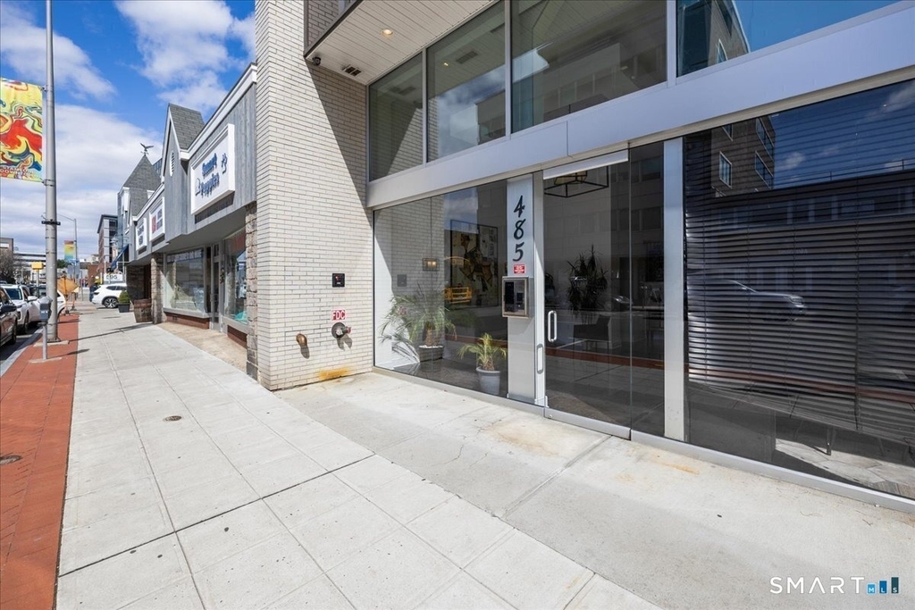 485 Summer Street - Photo 0