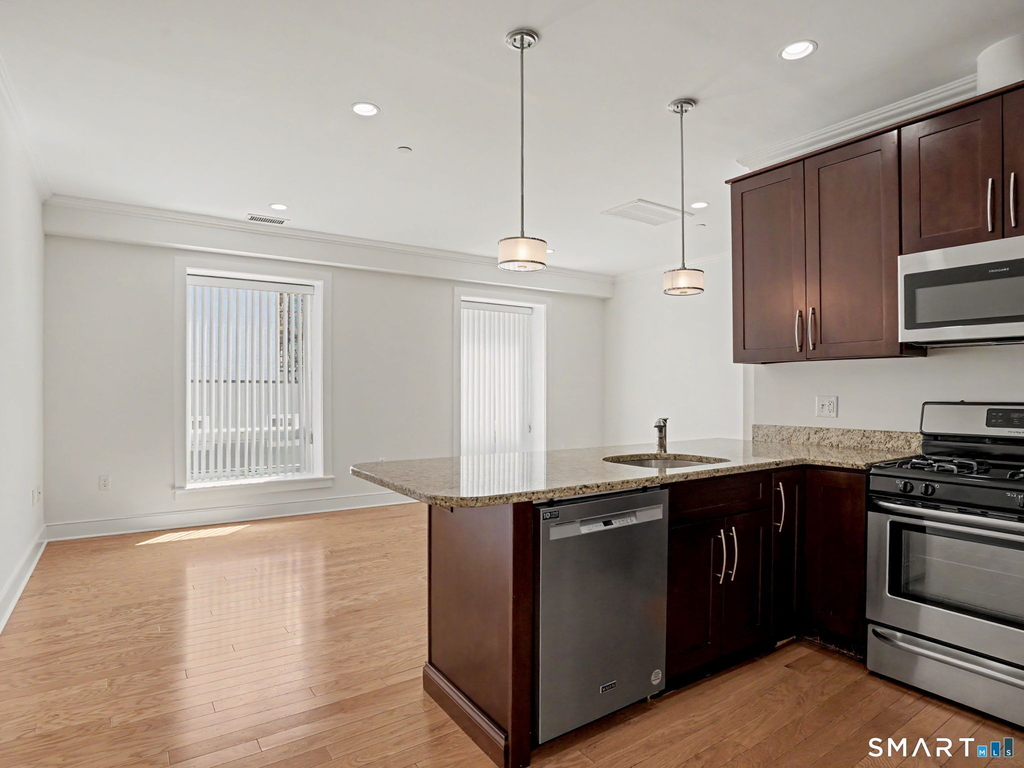 485 Summer Street - Photo 6