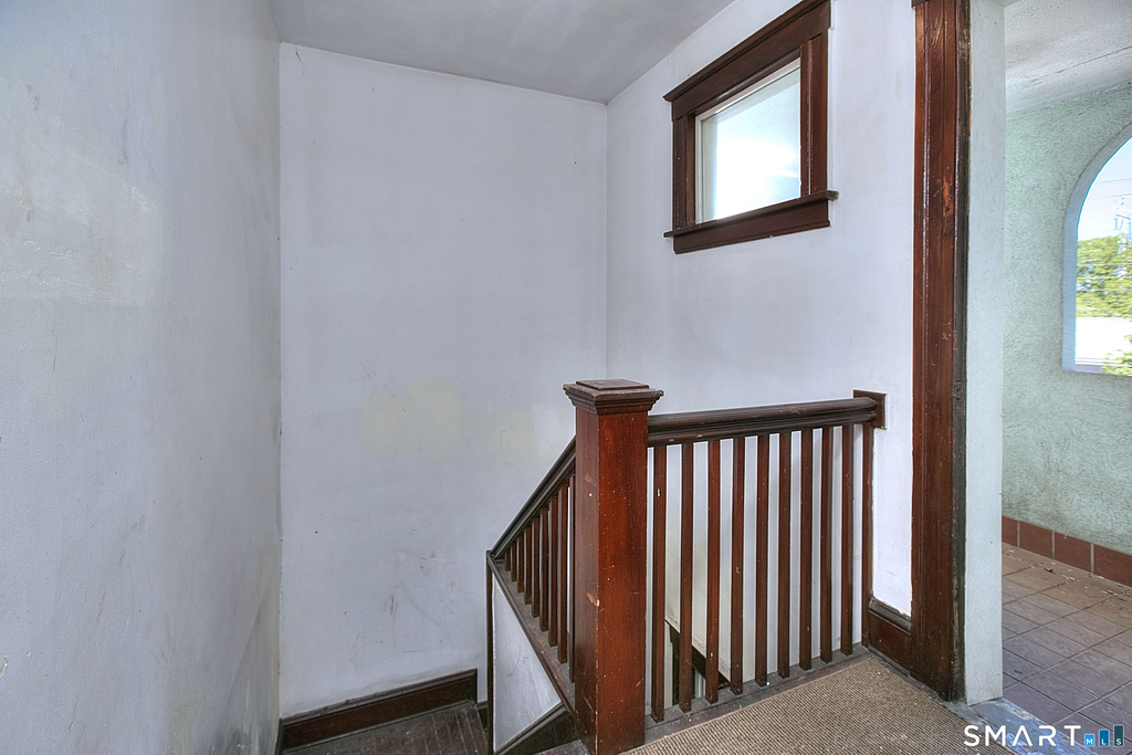 2029 Kings Highway - Photo 3