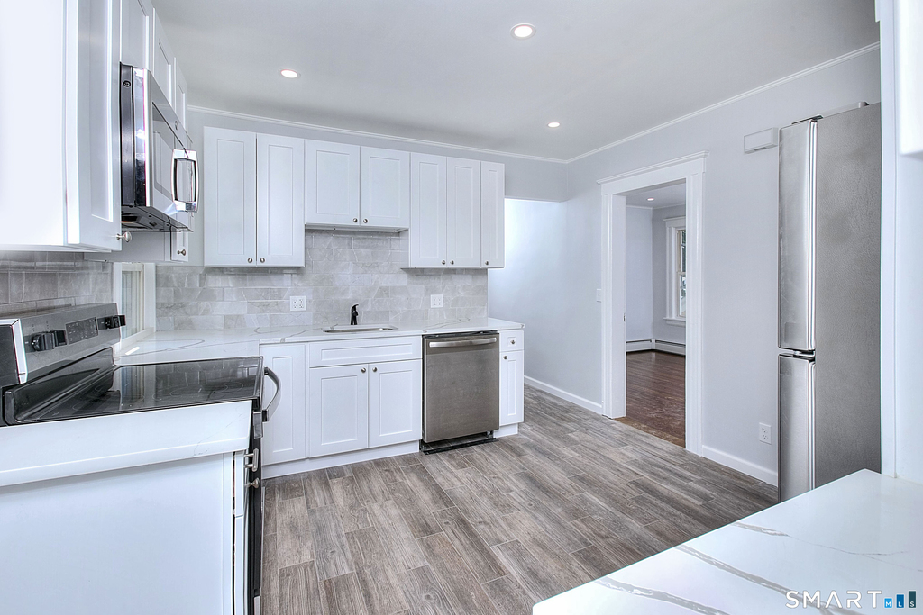 2029 Kings Highway - Photo 8