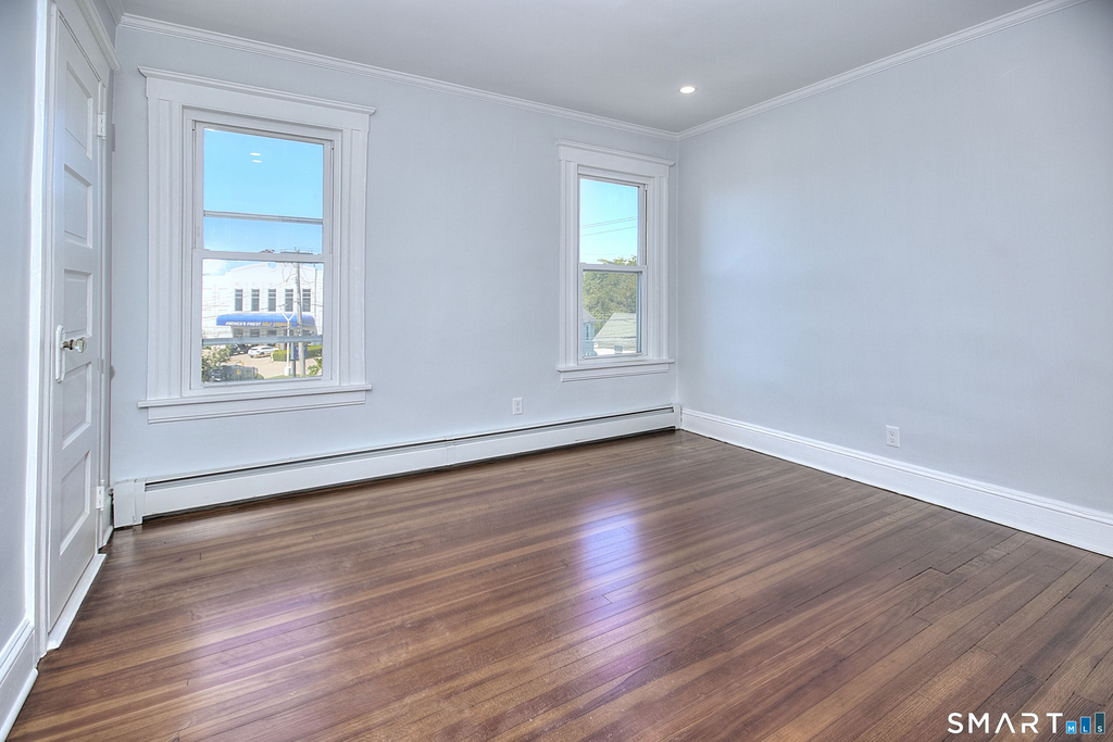 2029 Kings Highway - Photo 15
