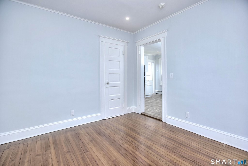 2029 Kings Highway - Photo 16