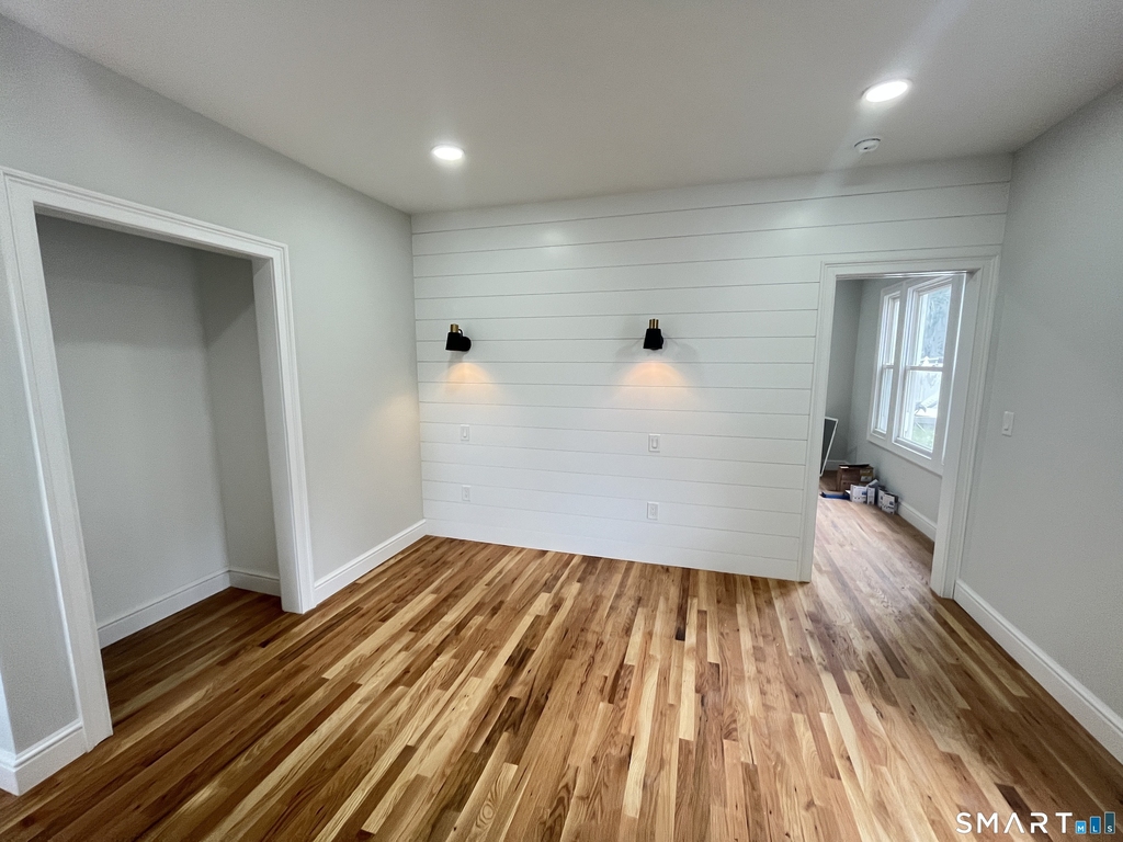 82 Howard Avenue - Photo 3