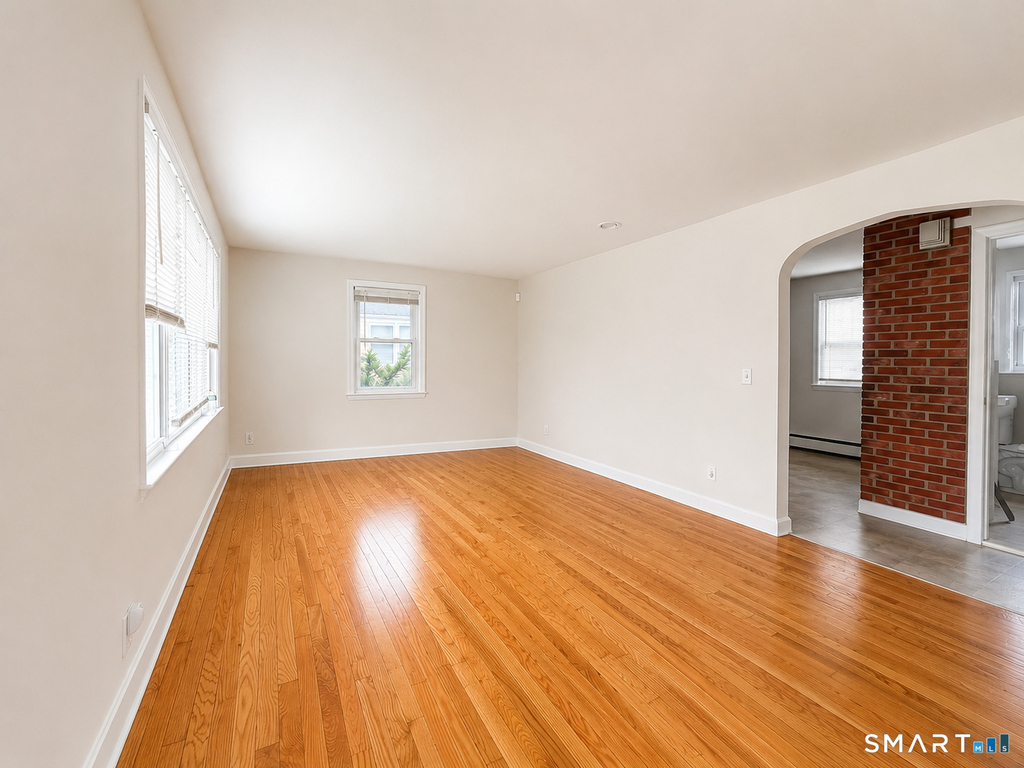 46 Myron Avenue - Photo 1
