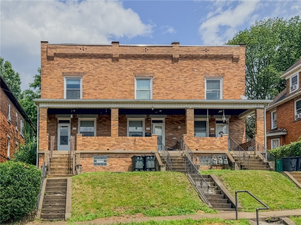 438 Glenwood Dr - Photo 0