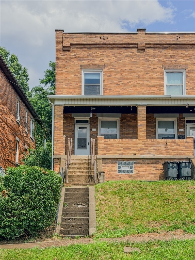 438 Glenwood Dr - Photo 1