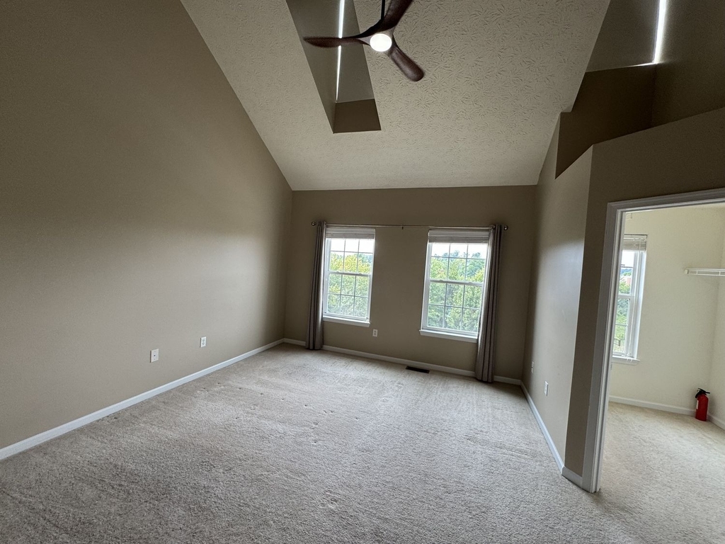 302 Fairgate Drive - Photo 12