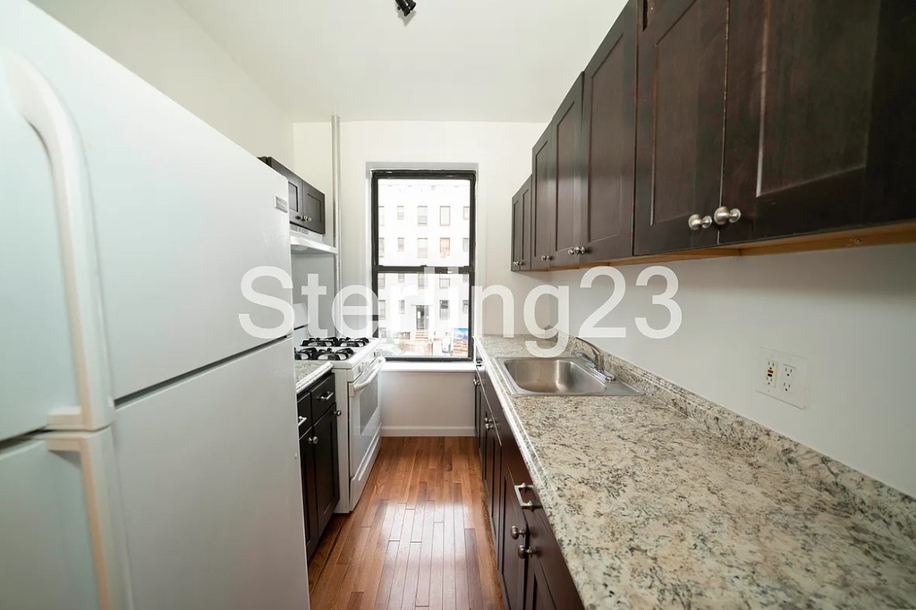 23-53 28th Street - Photo 1