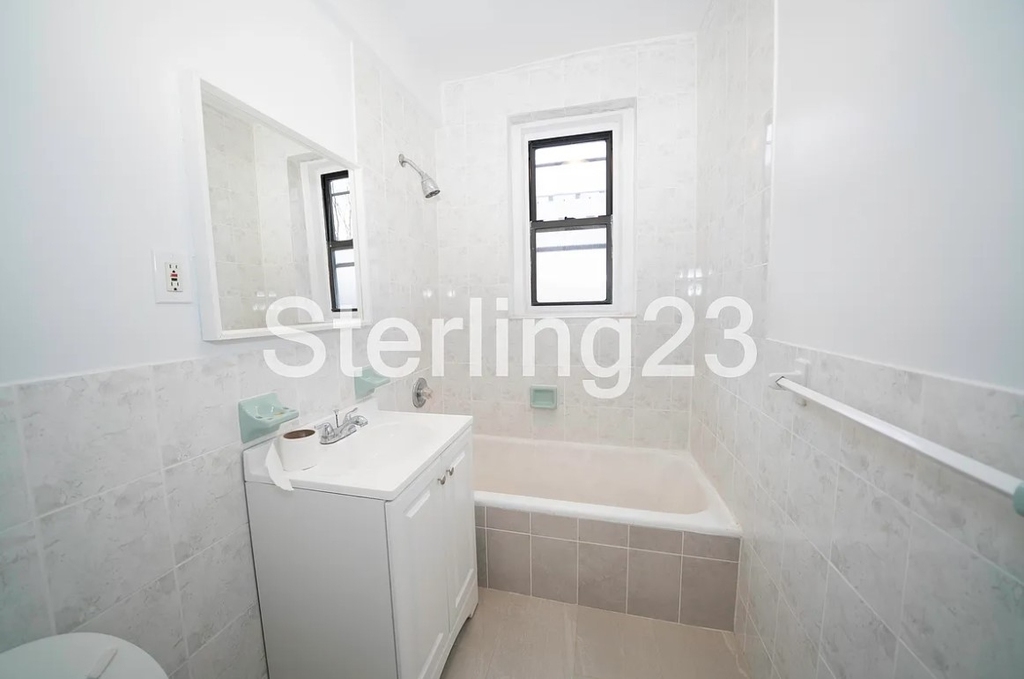 23-53 28th Street - Photo 4
