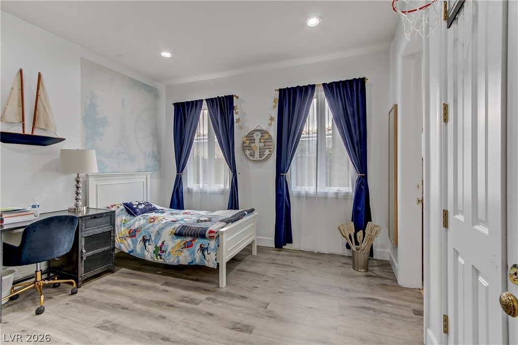 8628 Scarsdale Drive - Photo 33