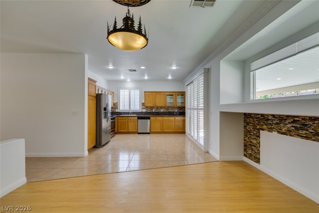 10513 Shanna Trellis Avenue - Photo 16