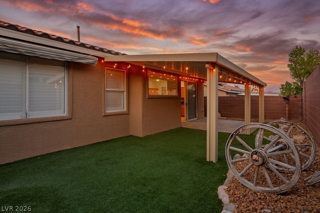 10513 Shanna Trellis Avenue - Photo 55