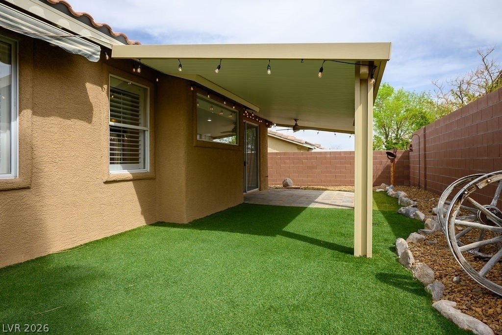 10513 Shanna Trellis Avenue - Photo 37