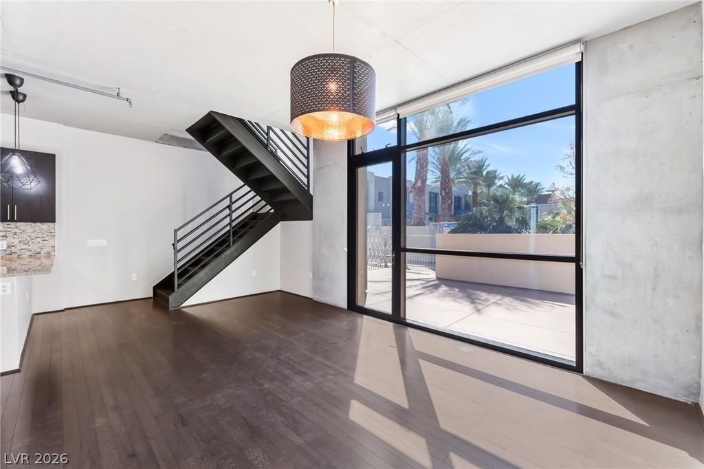 353 E Bonneville Avenue - Photo 14