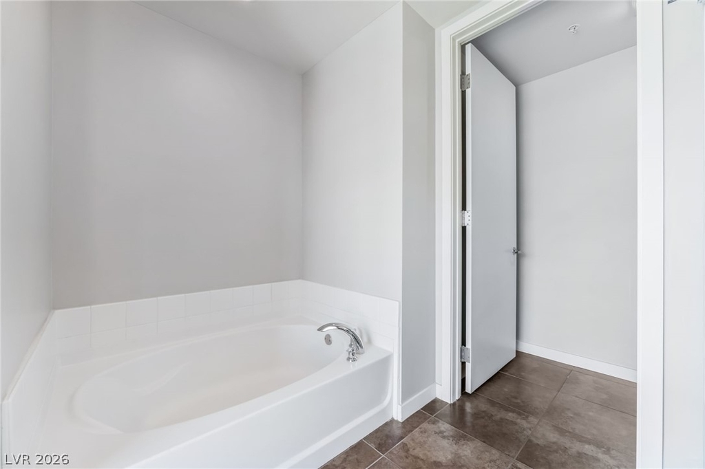 353 E Bonneville Avenue - Photo 29