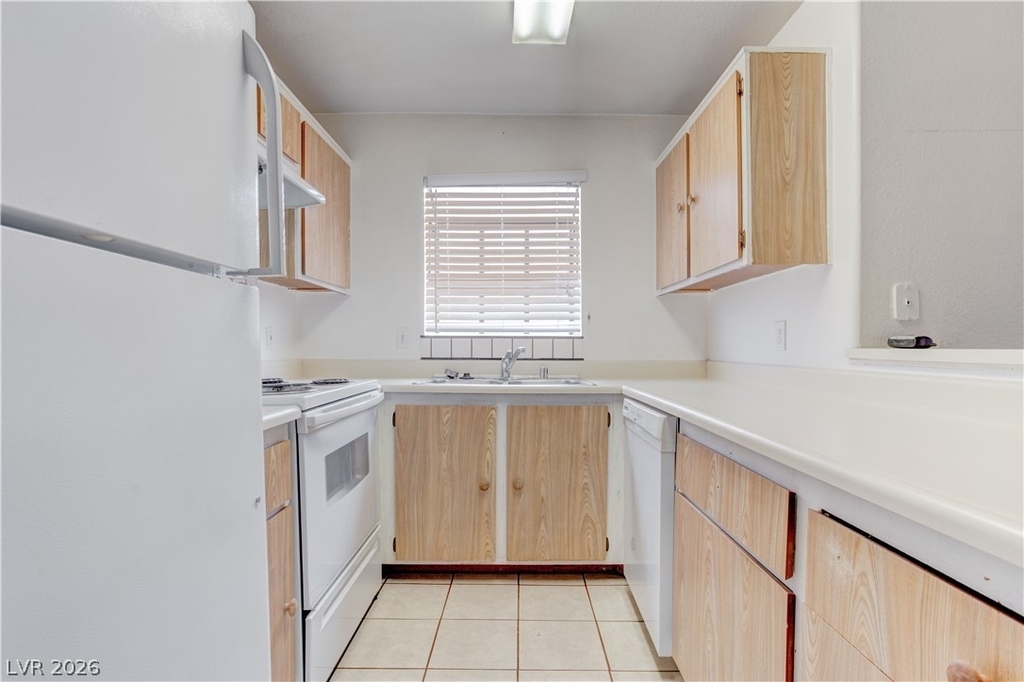2975 Juniper Hills Boulevard - Photo 21