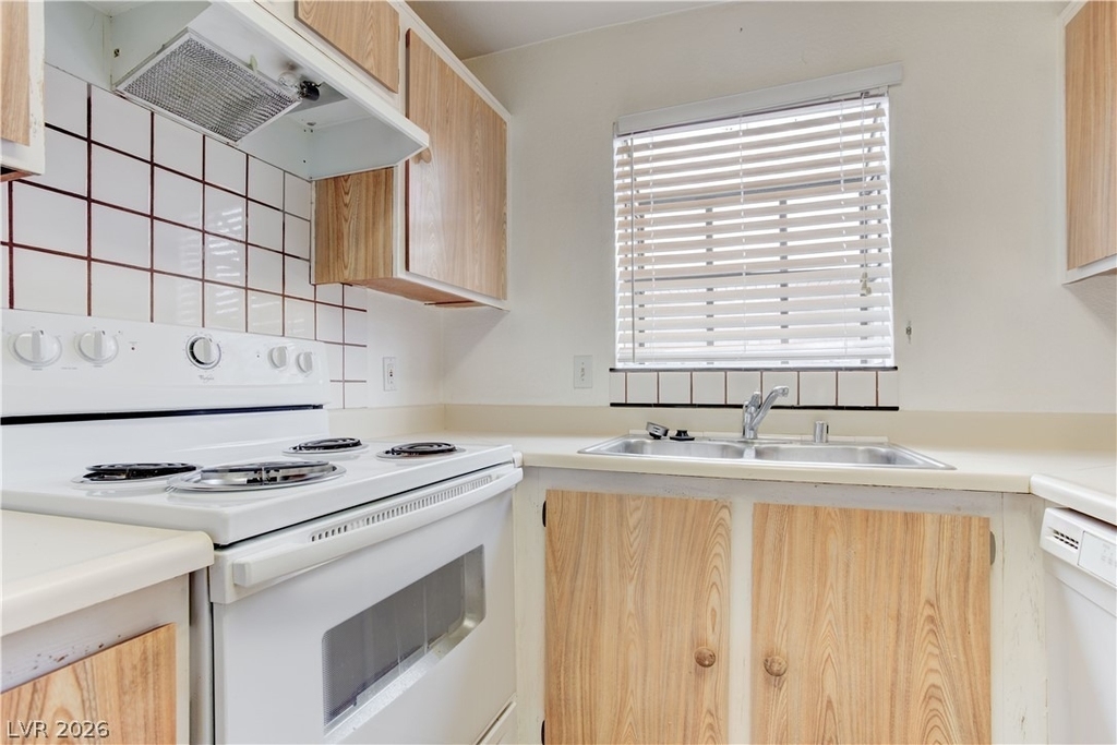 2975 Juniper Hills Boulevard - Photo 19