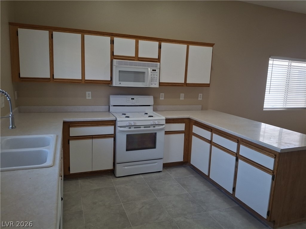 2120 Fred Brown Drive - Photo 6