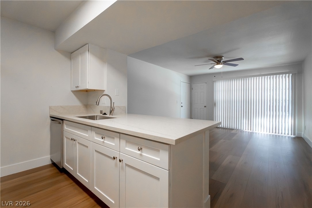 5158 S Jones Boulevard - Photo 16