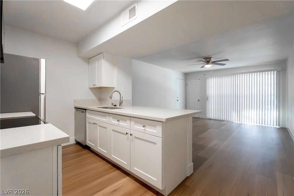 5158 S Jones Boulevard - Photo 15