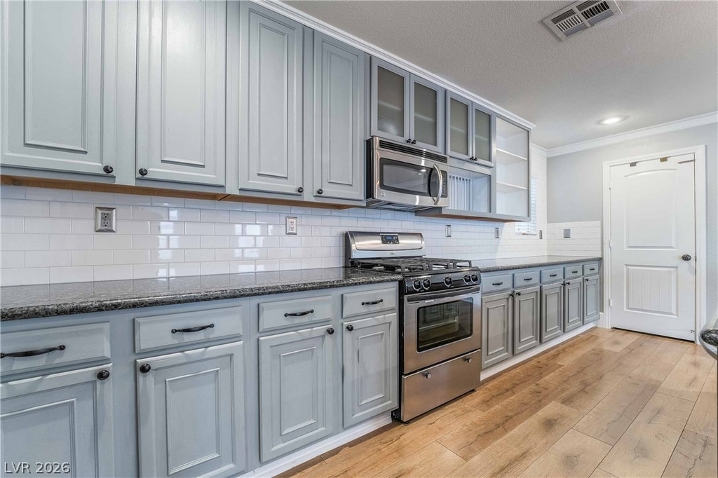 3220 Mist Effect Avenue - Photo 6