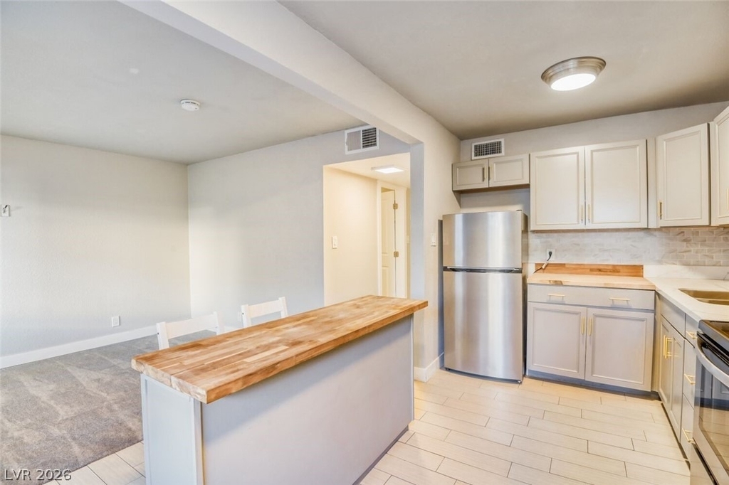 304 Orland Street - Photo 2