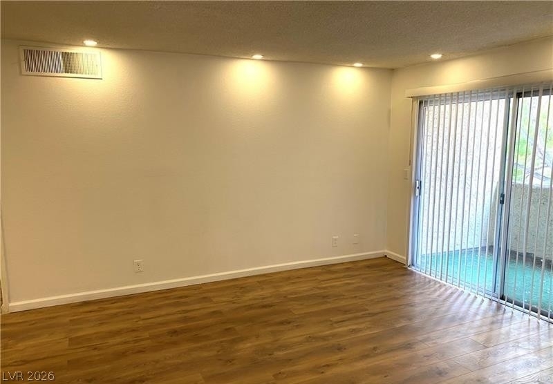 1455 E Katie Avenue - Photo 5