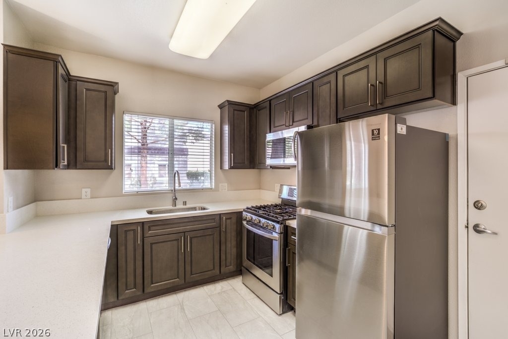 5250 S Rainbow Boulevard - Photo 18