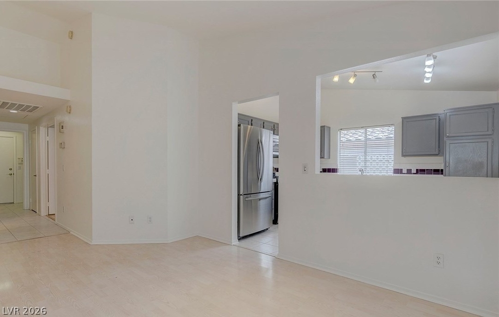 7225 Scenic Hills Drive - Photo 9