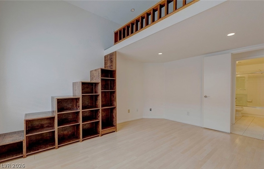 7225 Scenic Hills Drive - Photo 18