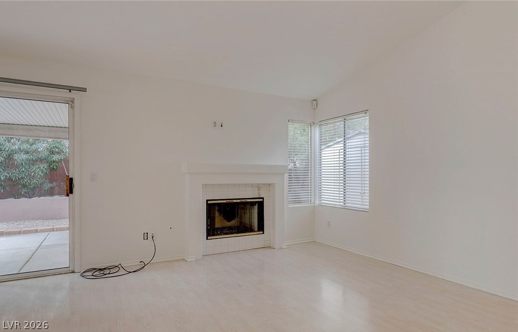 7225 Scenic Hills Drive - Photo 7