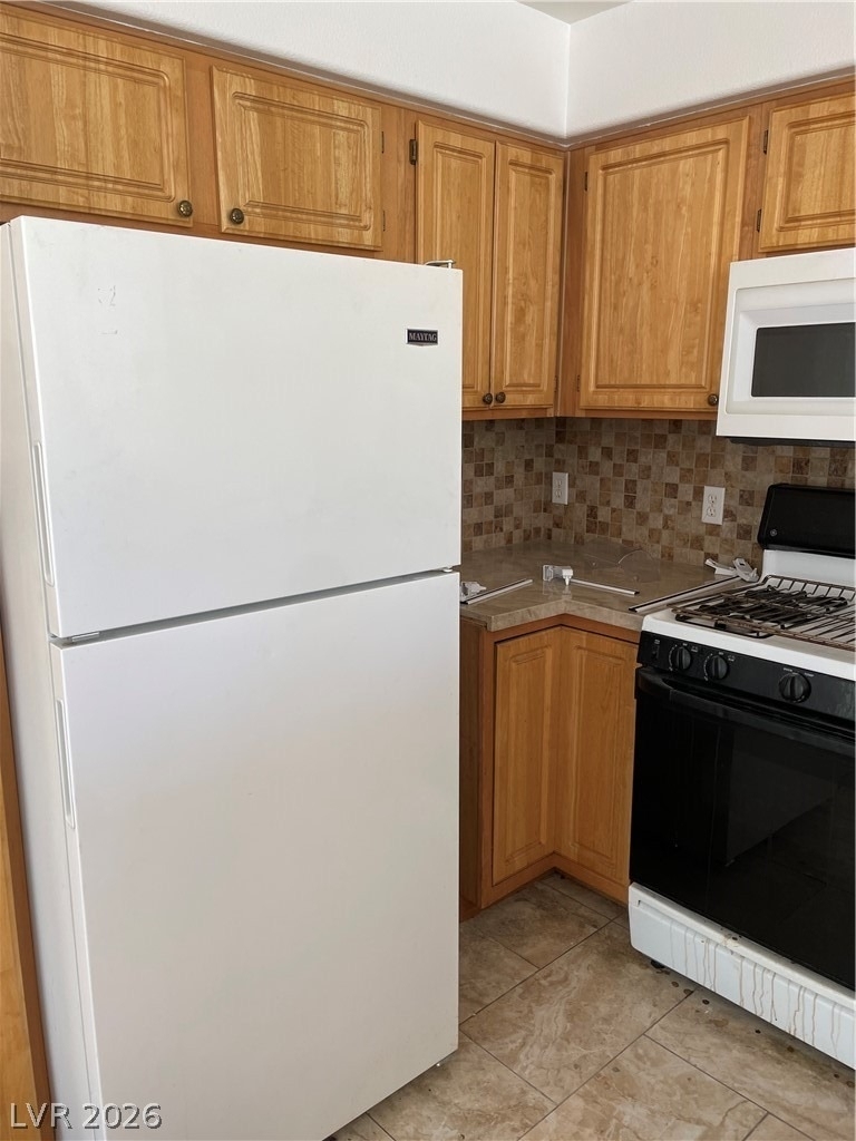 5710 E Tropicana Avenue - Photo 2