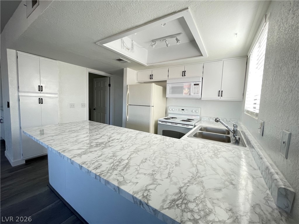 6217 Bellota Drive - Photo 11