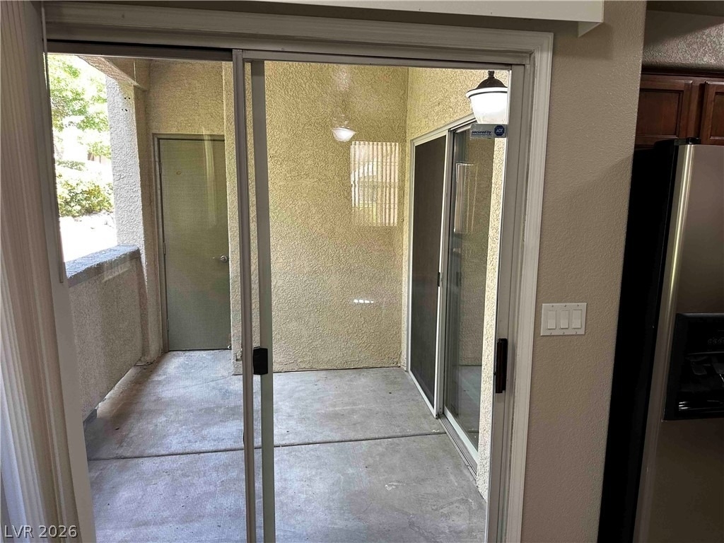 10213 King Henry Avenue - Photo 8