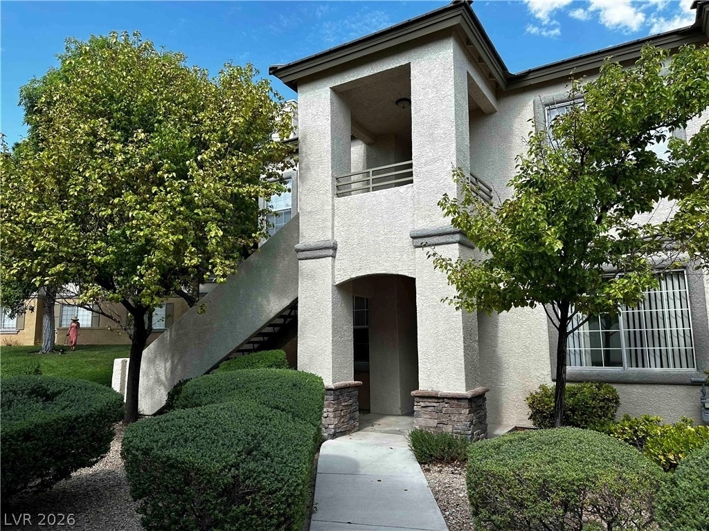 10213 King Henry Avenue - Photo 2