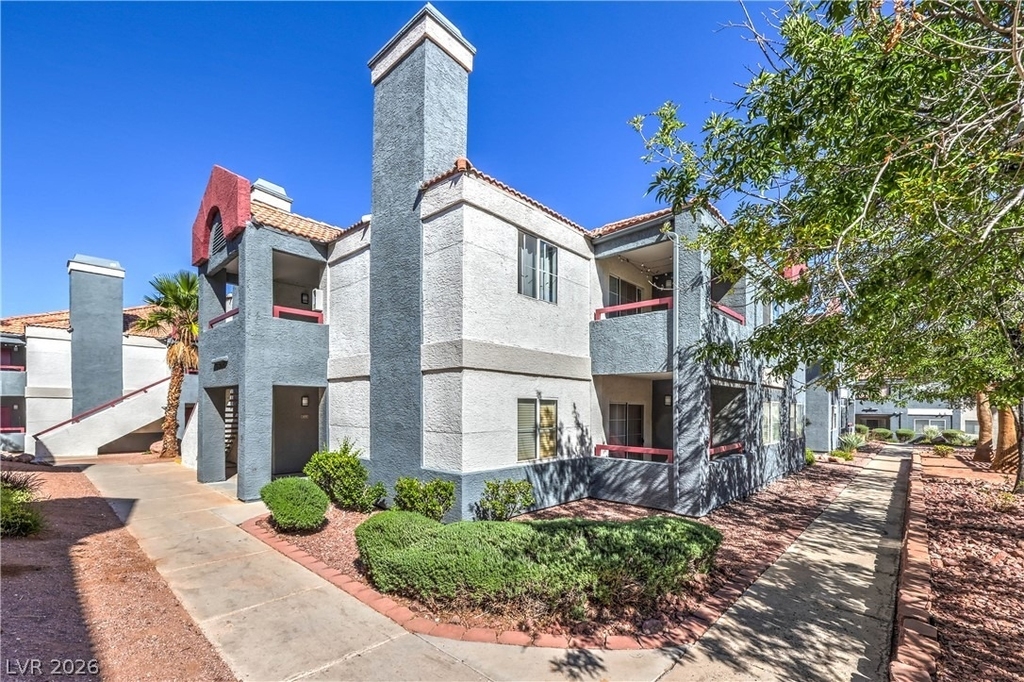 8600 W Charleston Boulevard - Photo 1