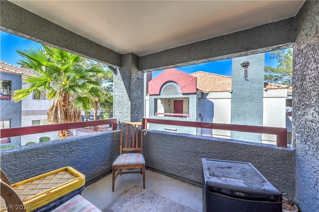 8600 W Charleston Boulevard - Photo 21