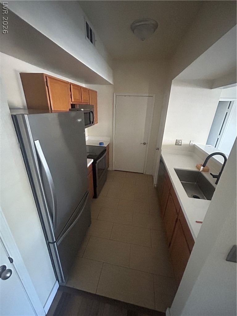 9620 W Russell Road - Photo 3