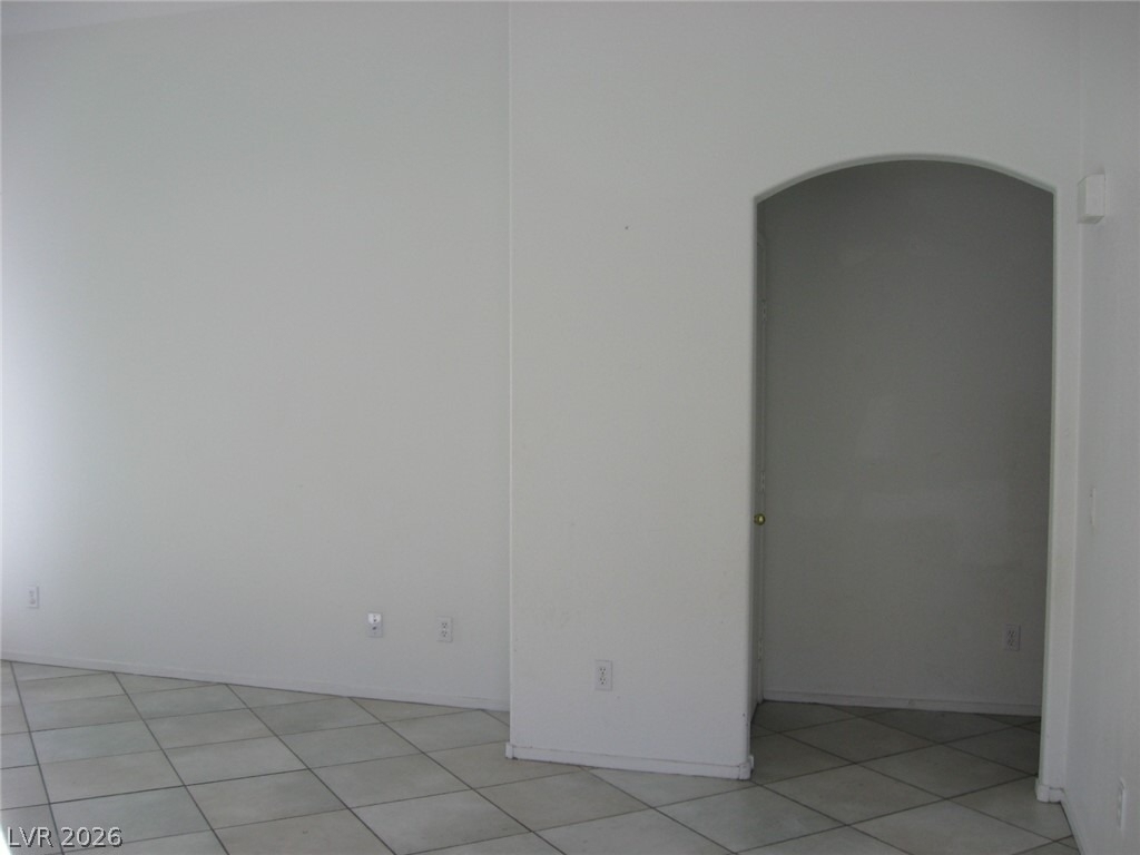 4892 Perrone Avenue - Photo 7