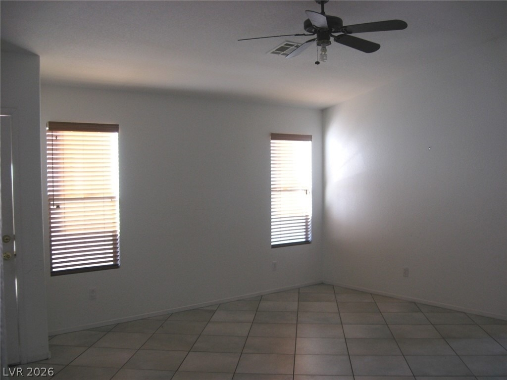 4892 Perrone Avenue - Photo 6