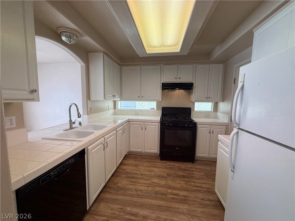 10137 Maidens Wreath Court - Photo 10